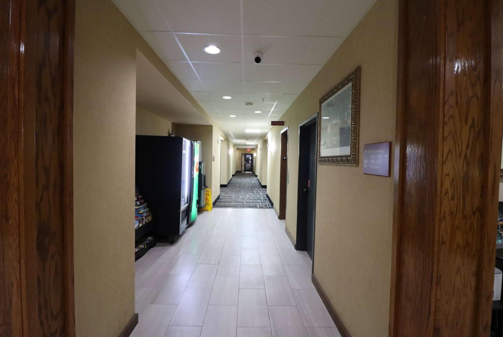 Super 8 By Wyndham Hotel Perryville