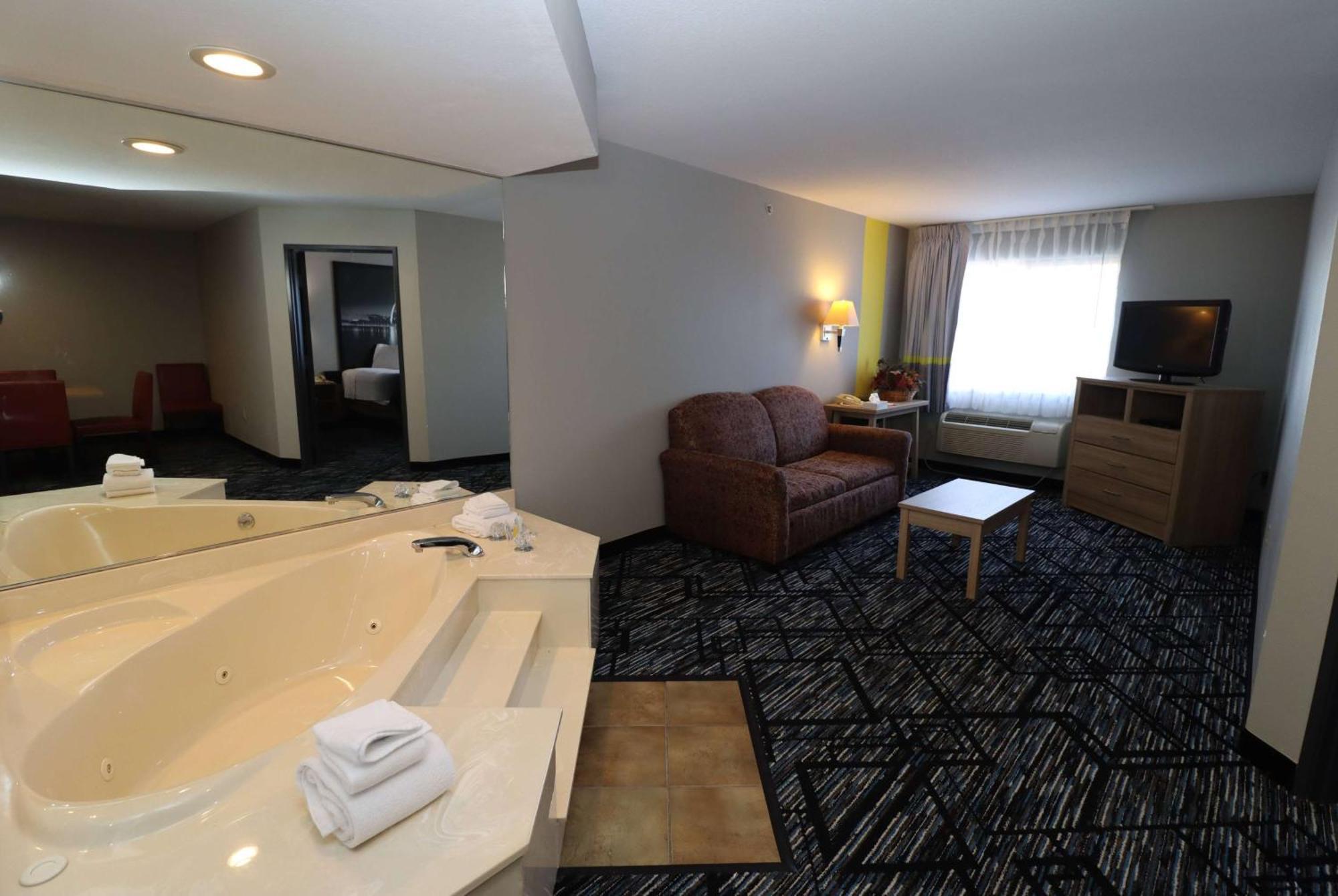Super 8 By Wyndham Perryville